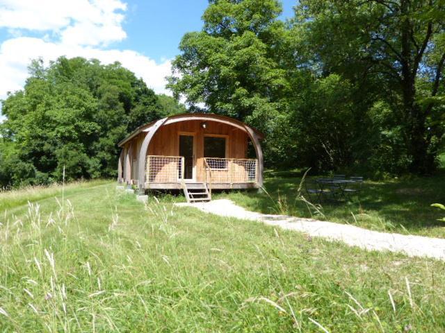 Les Ecolodges Du Chateau De Charnizay Exterior photo